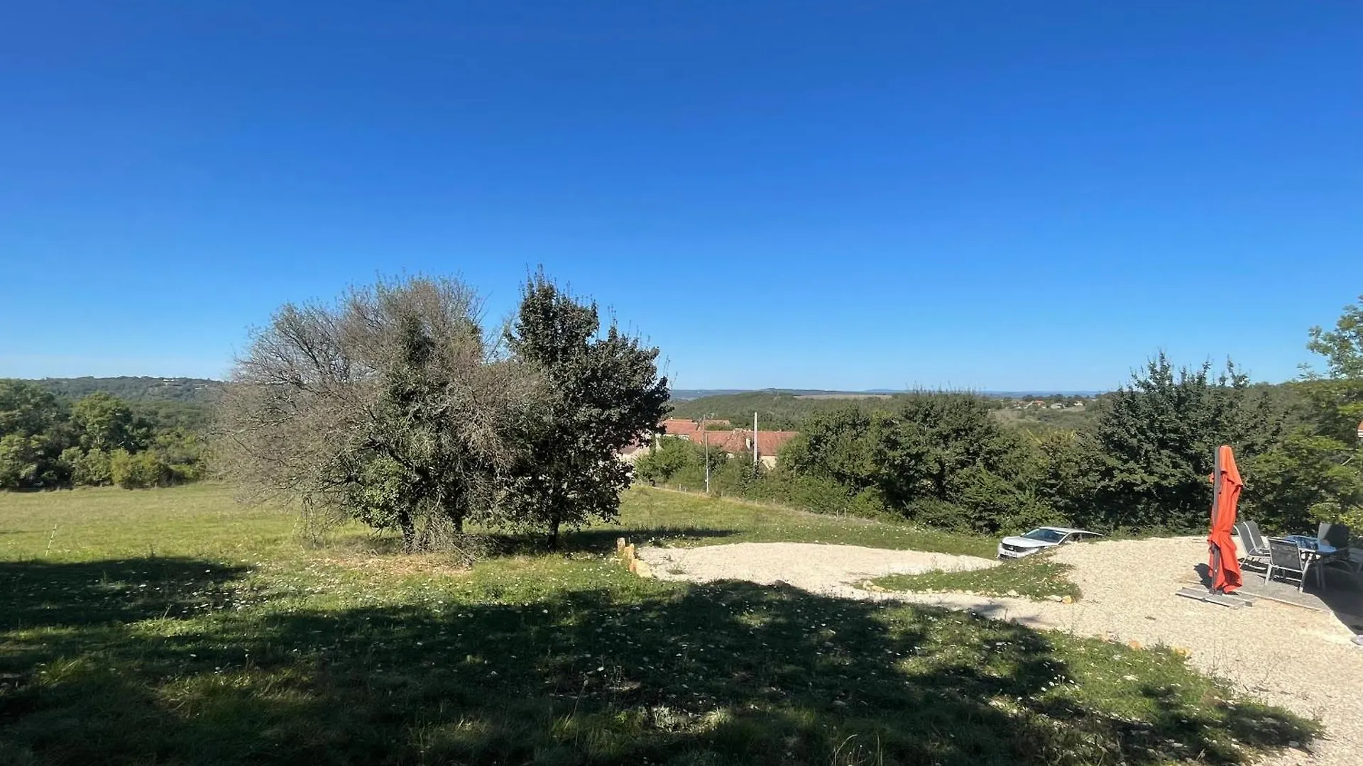 Gite Le Bas Des Poujades Reilhaguet 0*,